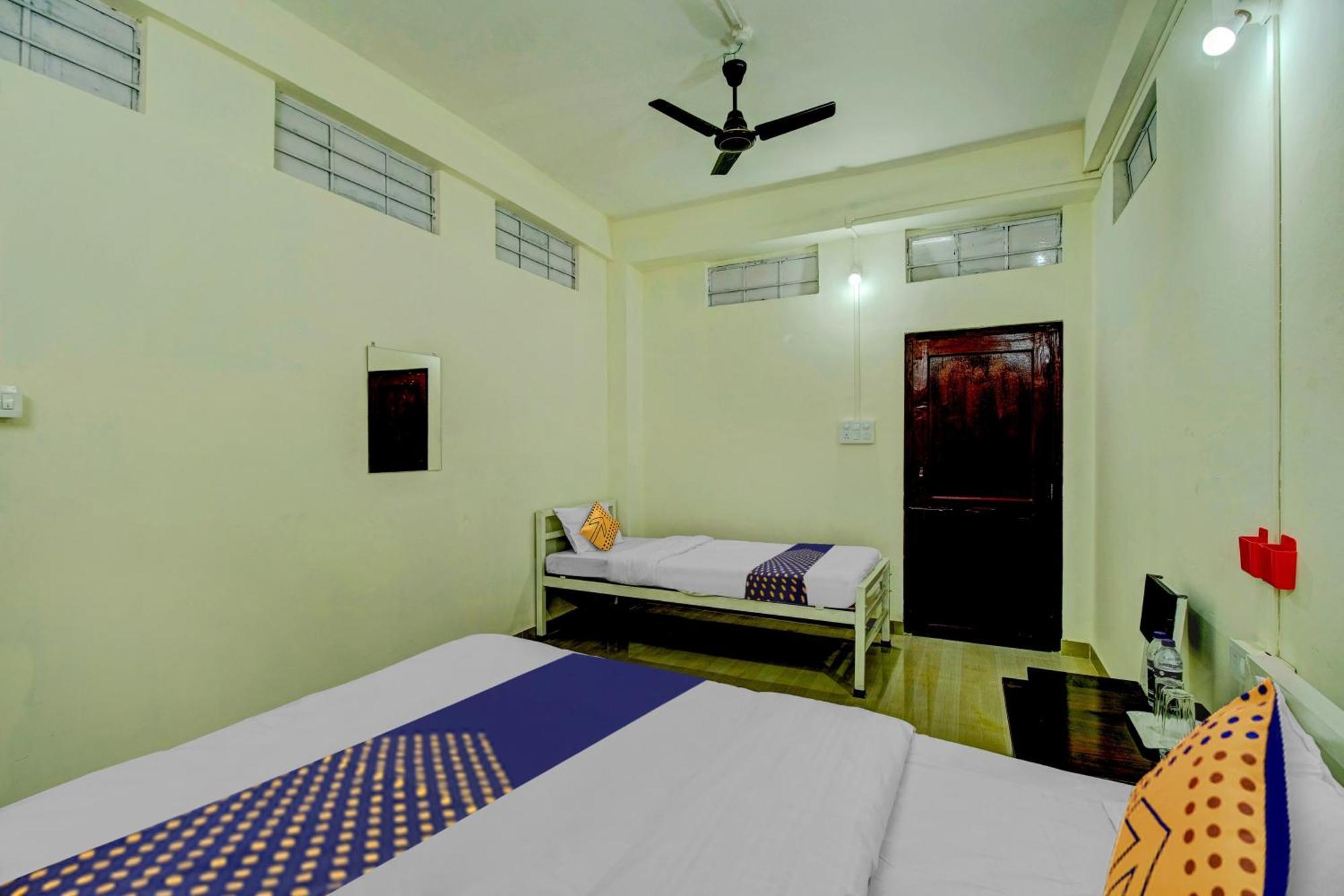 Spot On Rainbow Lodge Гувахати Экстерьер фото